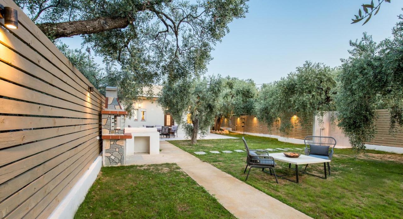 Villa 4 You Iliopetra Skala Sotiros Exterior photo