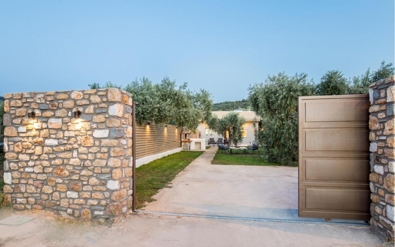 Villa 4 You Iliopetra Skala Sotiros Exterior photo