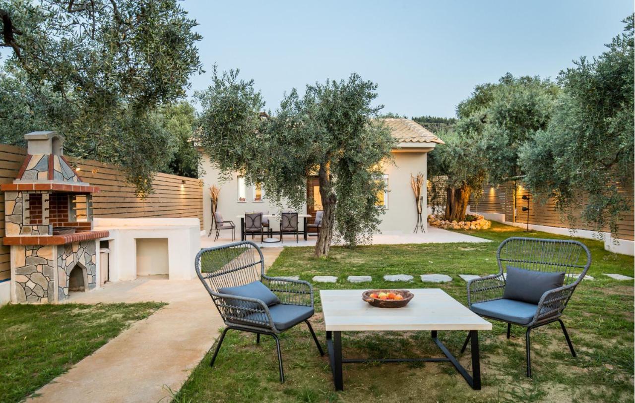 Villa 4 You Iliopetra Skala Sotiros Exterior photo